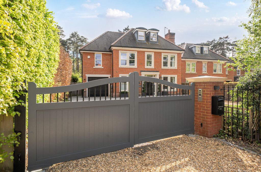 Additional image 36 of 6 bed detached house for saleWaterloo Road, Crowthorne, Berkshire RG45