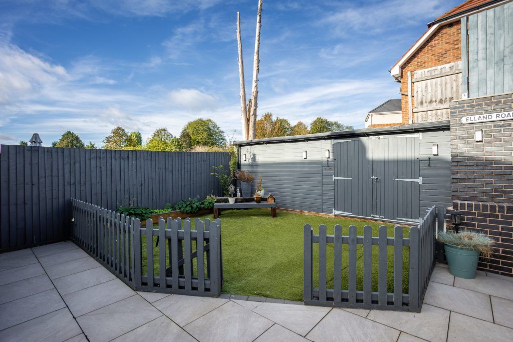 Property photo 2 of 25 Final-5 - 3 Bedroom End Townhouse At Seagrave Road, Sileby