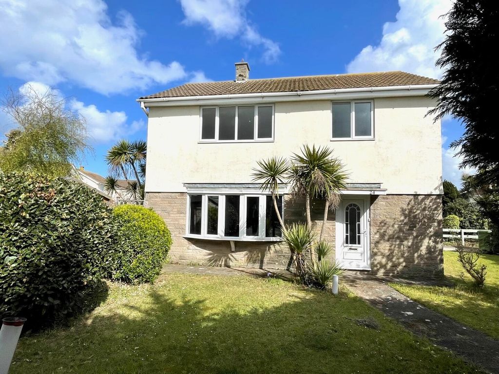 Property photo 1 of 34 Front (Exterior)