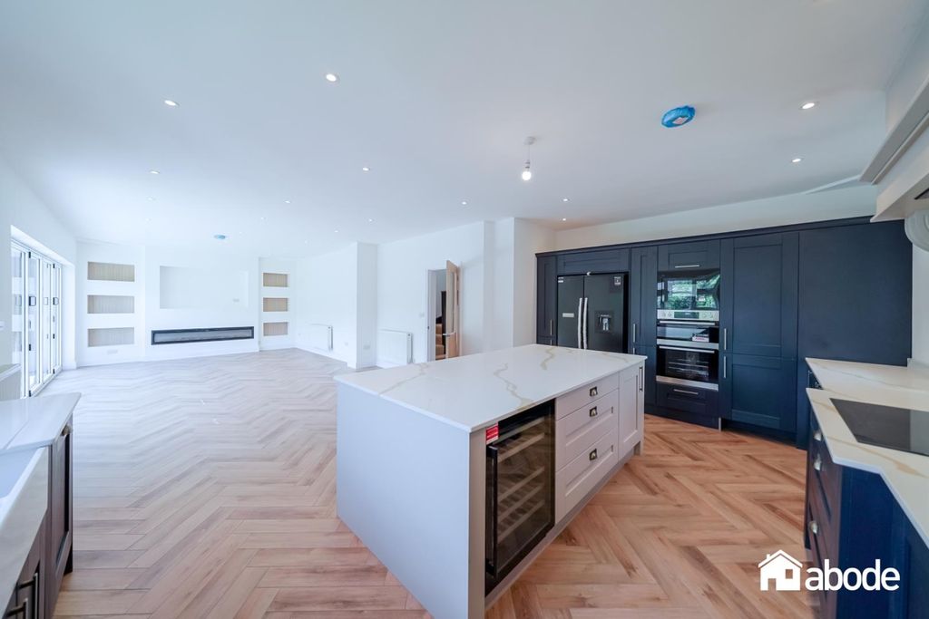Property photo 2 of 39 Dsc00969-Hdr.Jpg