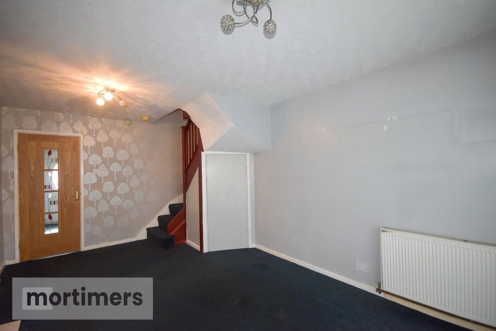 Property photo 3 of 16 Living Room