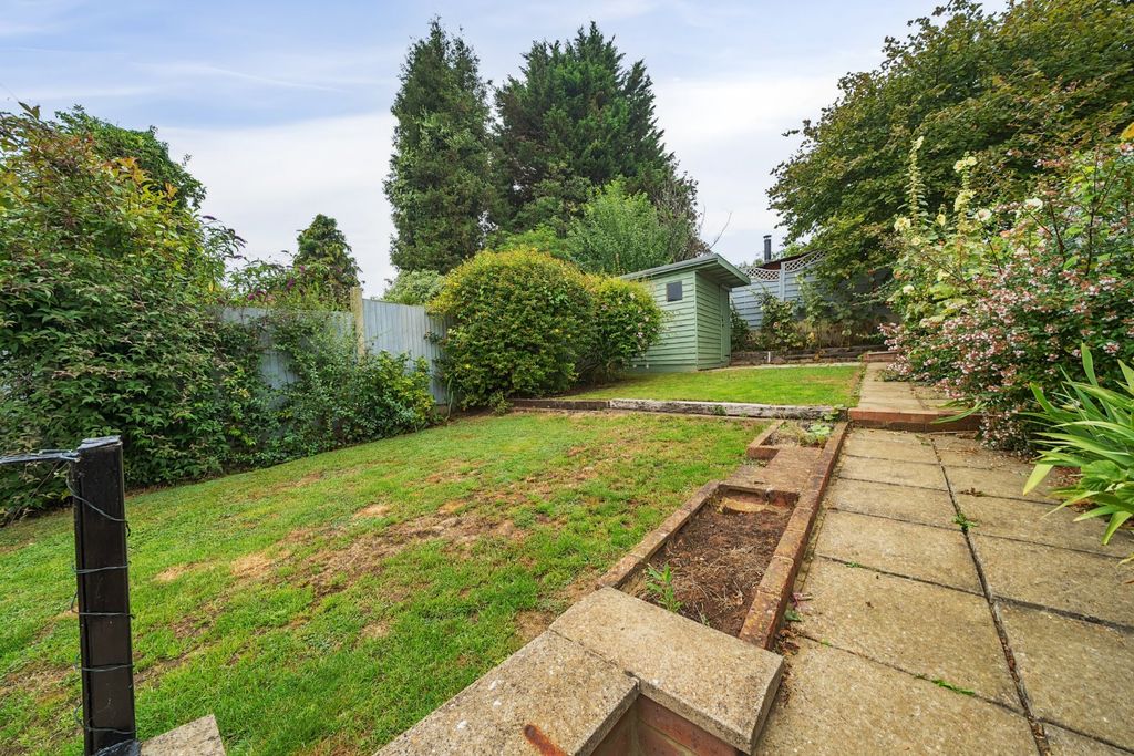 Property photo 3 of 24 Garden