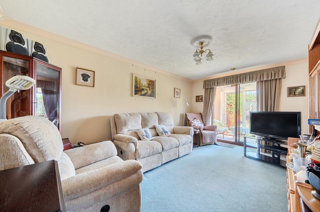 Property photo 3 of 12 3 - 1354582-2-68c1B7d...