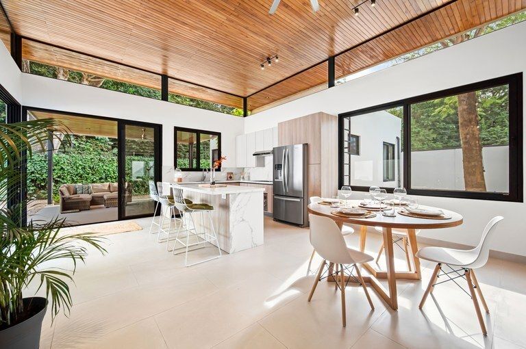 Property photo 2 of 12 <Alttext/>