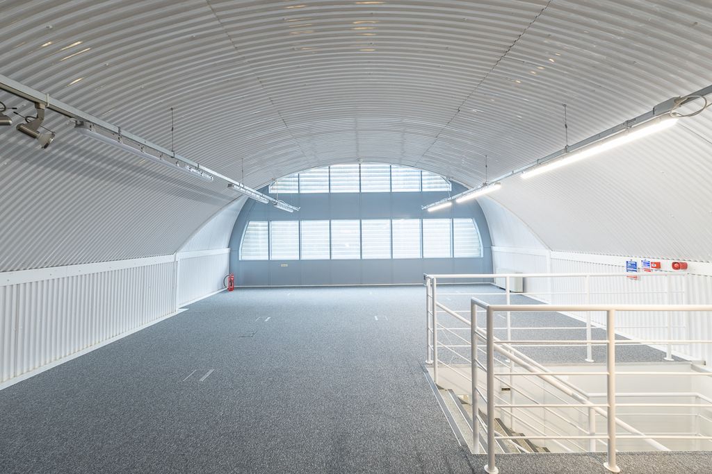 Property photo 3 of 9 An Empty Arch With White Lining