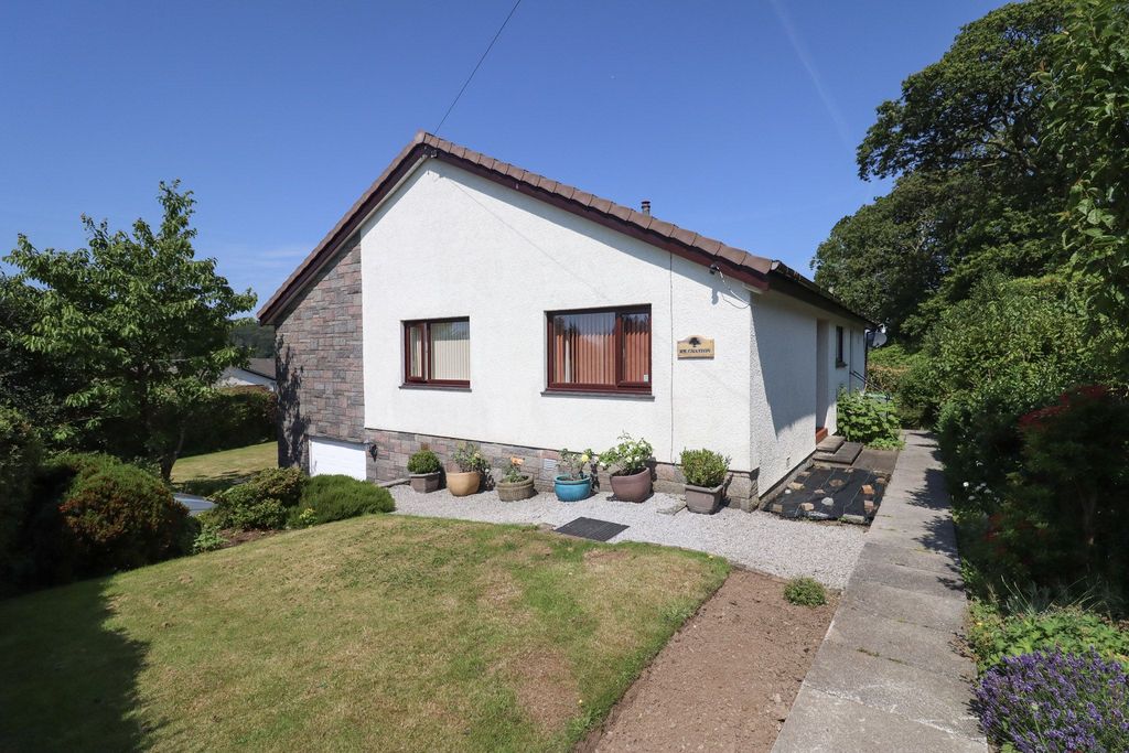 Property photo 1 of 34