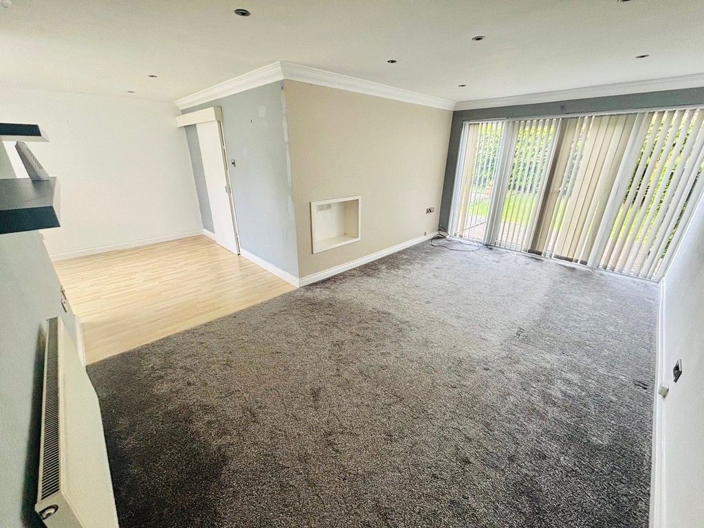 Property photo 2 of 14 Picture No. 19