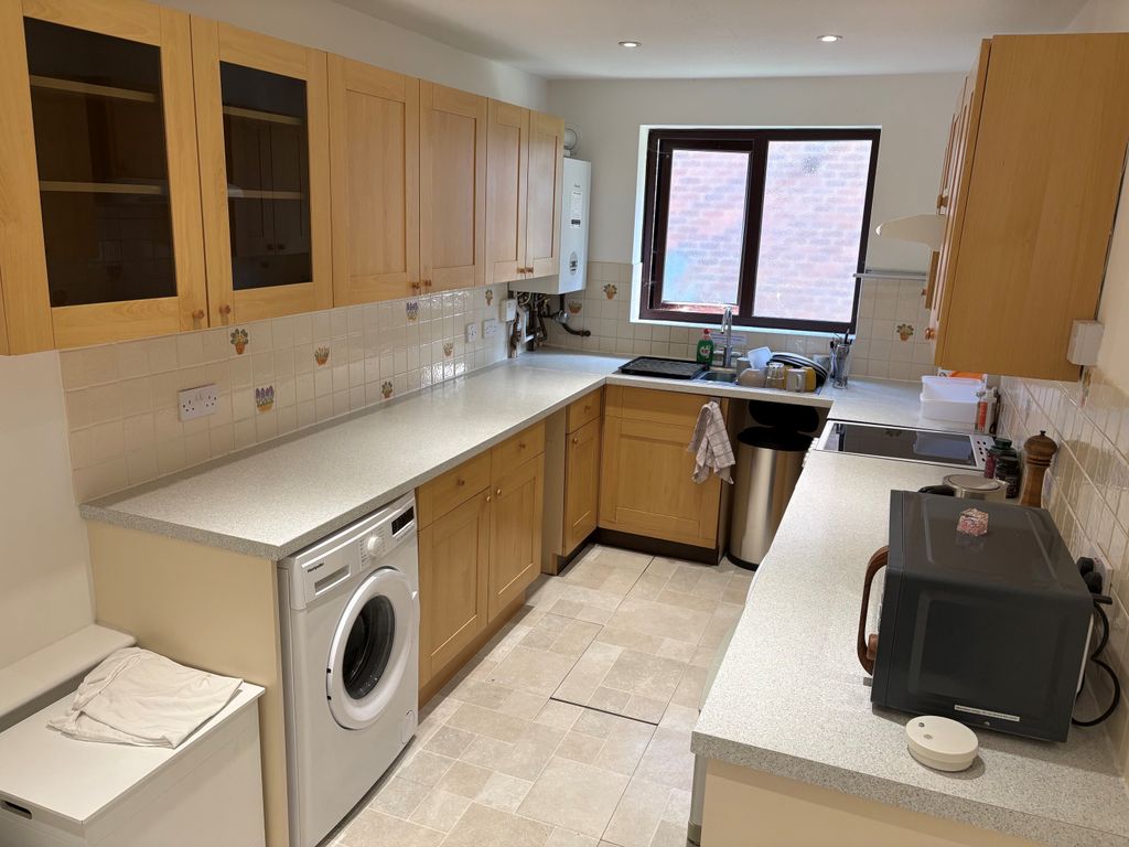 Property photo 1 of 4