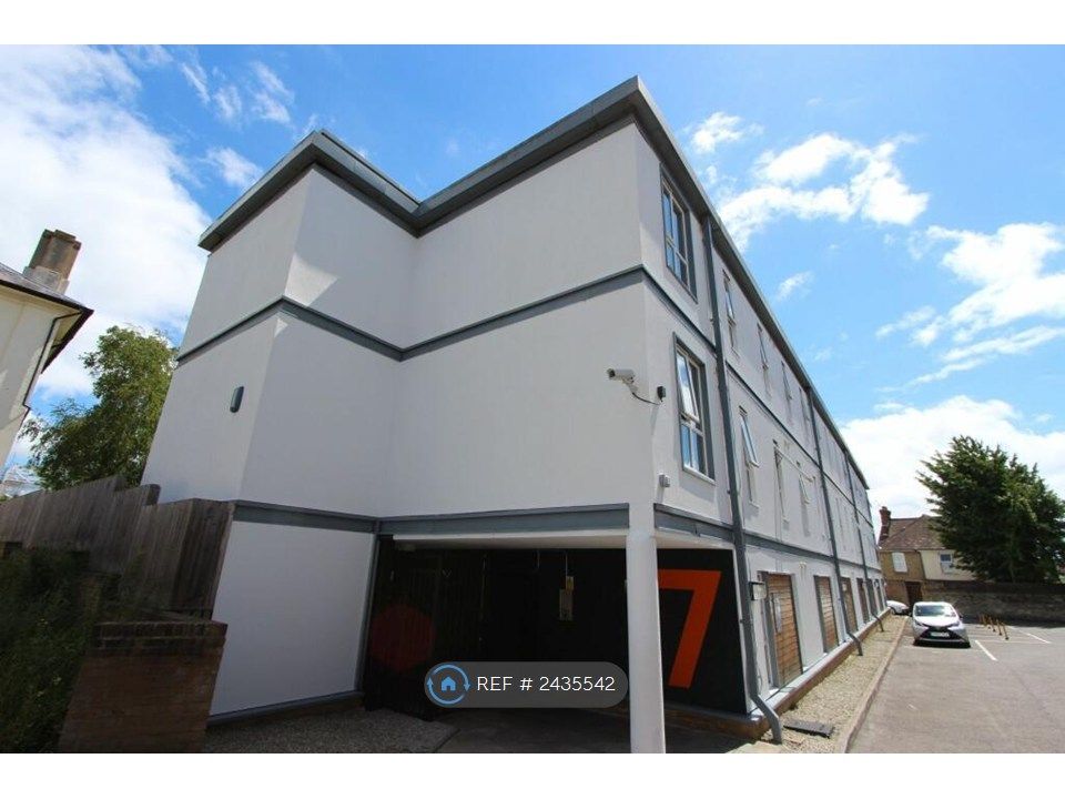 Property photo 1 of 6