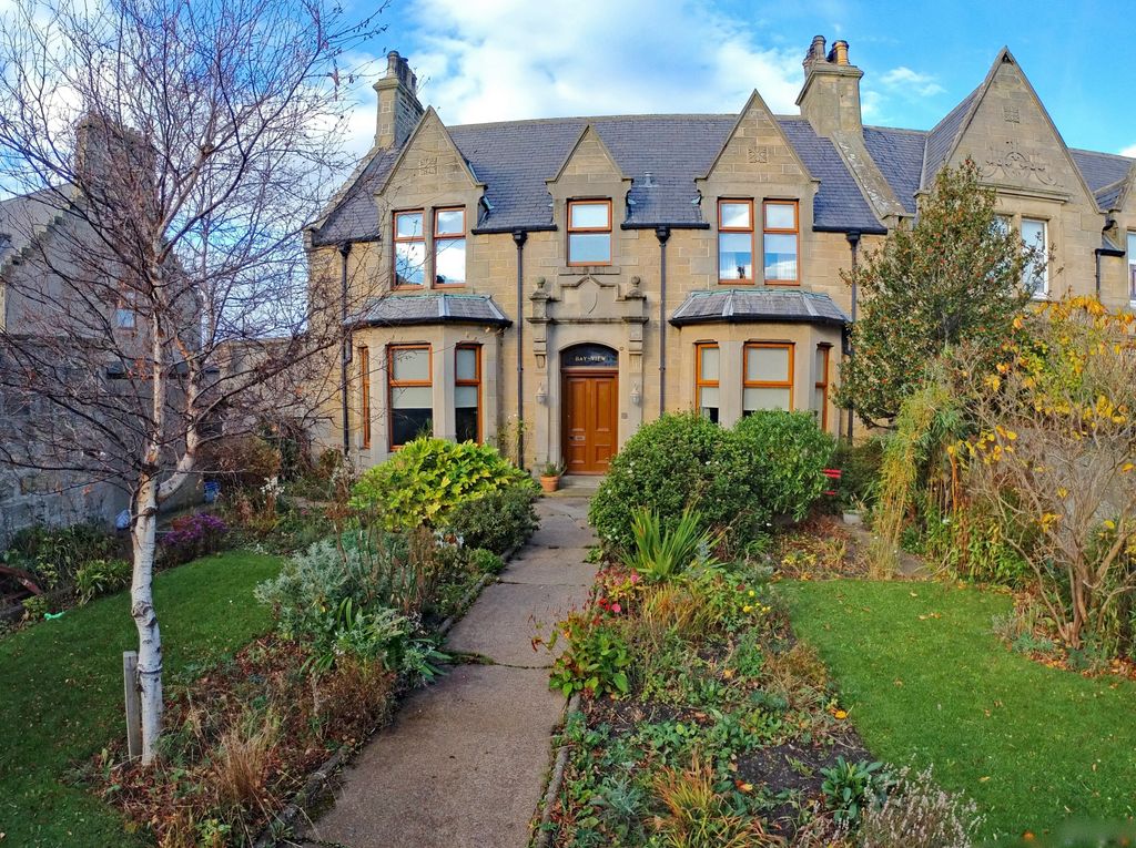 Property photo 1 of 46
