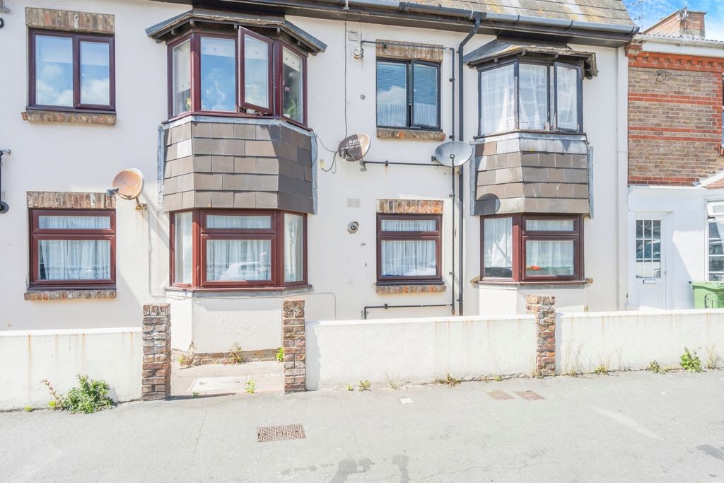 Property photo 1 of 16 Photo