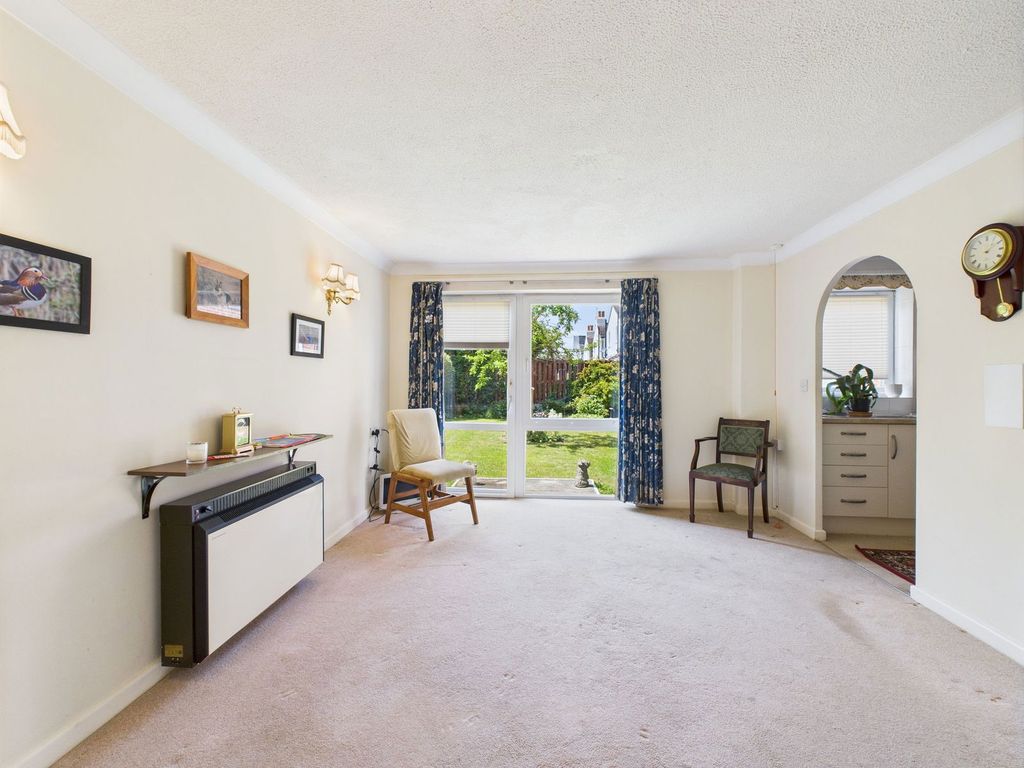Property photo 2 of 16