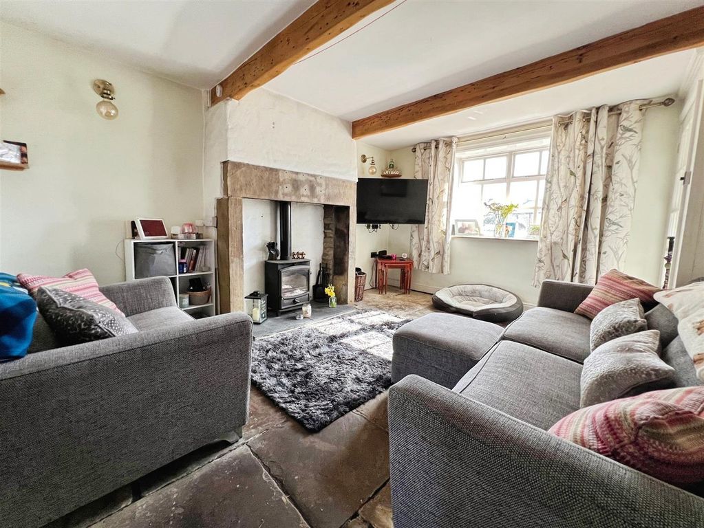 Property photo 2 of 21 Lounge