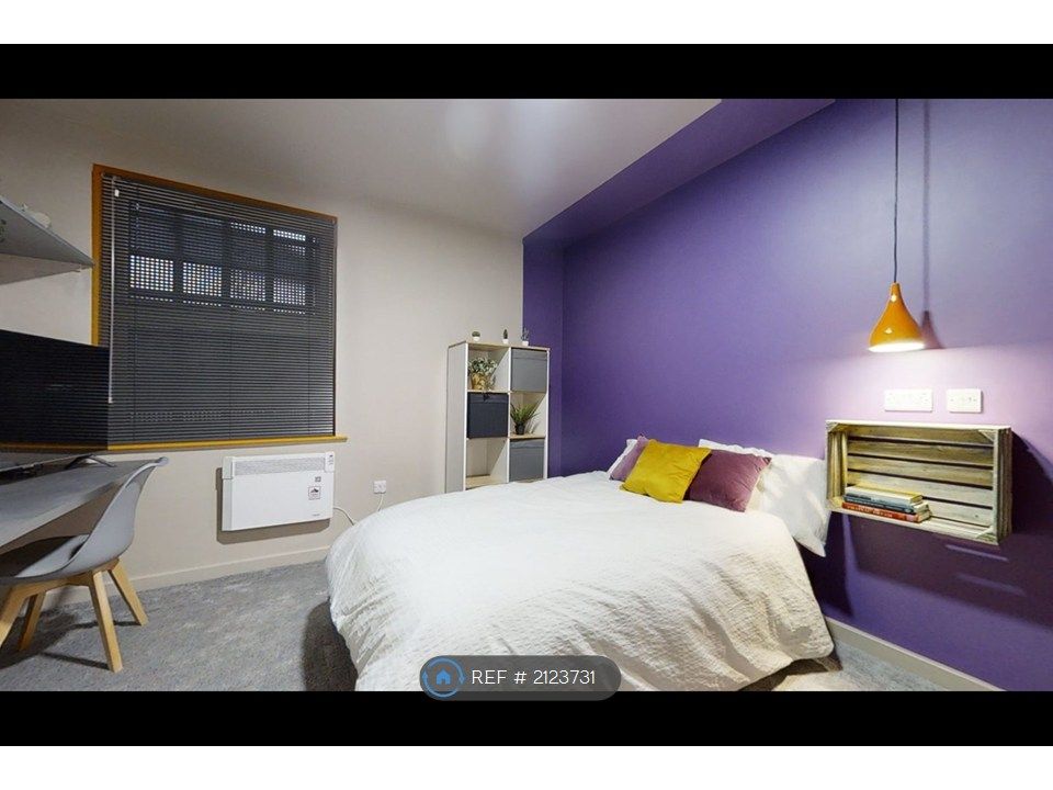 Property photo 2 of 15 Double Bed