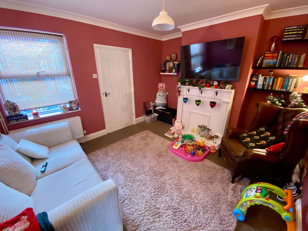 Property photo 2 of 13