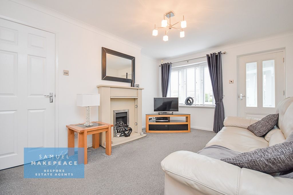Property photo 3 of 16 Gallery