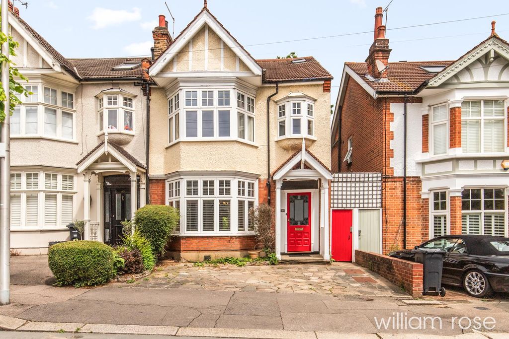 Property photo 1 of 30 Empressavenue_51.Jpg