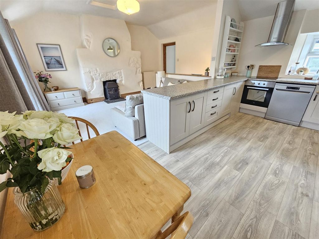 Property photo 3 of 23 Open Plan.Jpg