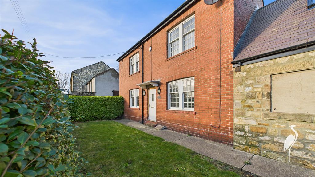 Property photo 1 of 21 Cam03169G0-Pr0131-Still021.Jpg