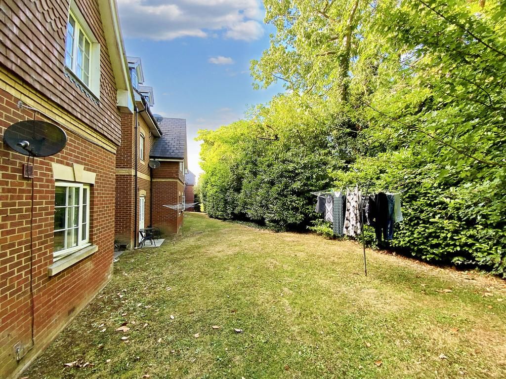 Property photo 2 of 9