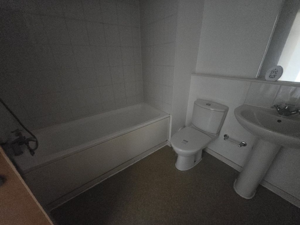 Property photo 2 of 6 Picture No. 03