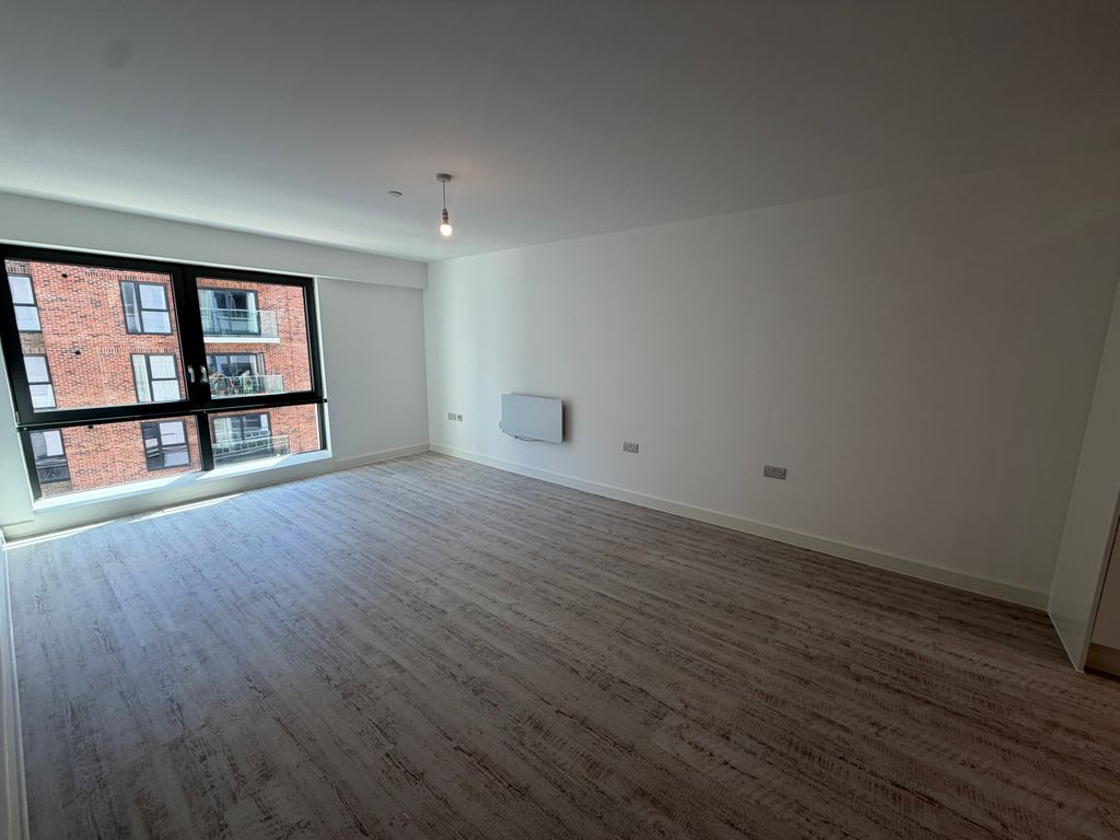Property photo 3 of 9 Living Room