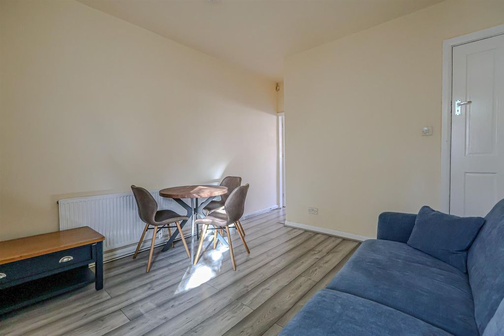 Property photo 3 of 11 Img_5281.Jpg