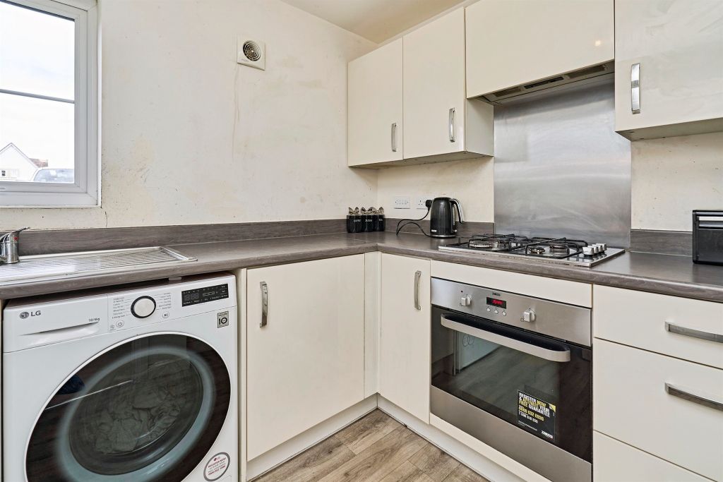 Property photo 3 of 40