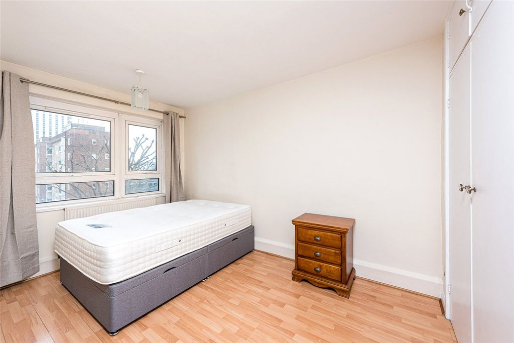 Property photo 3 of 10 Picture No. 15