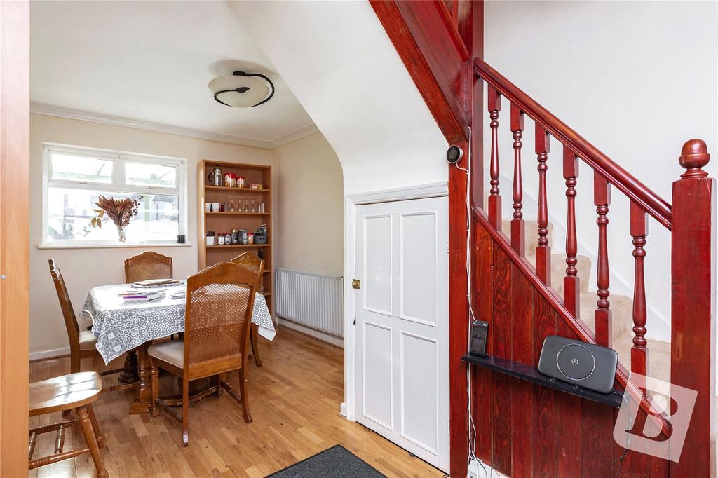 Property photo 3 of 13 Dining Area