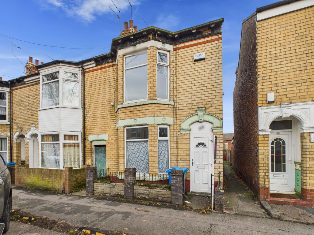 Property photo 1 of 12 2855360