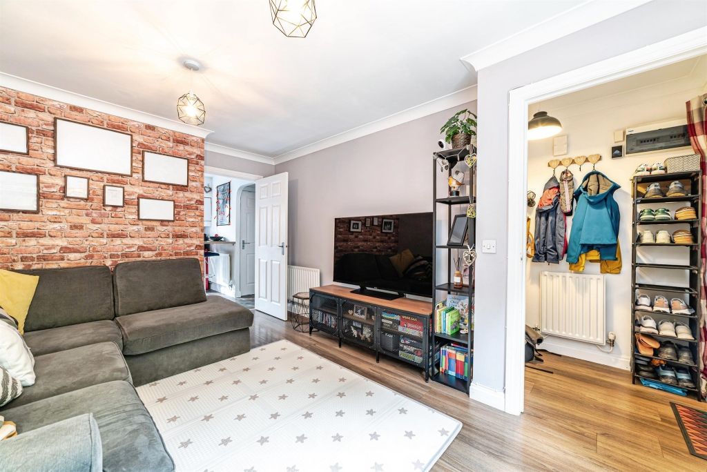 Property photo 2 of 18