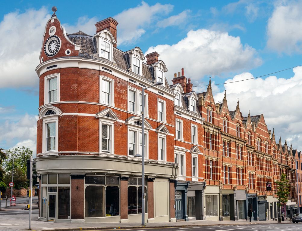 Property photo 1 of 10 Canning Place External 016