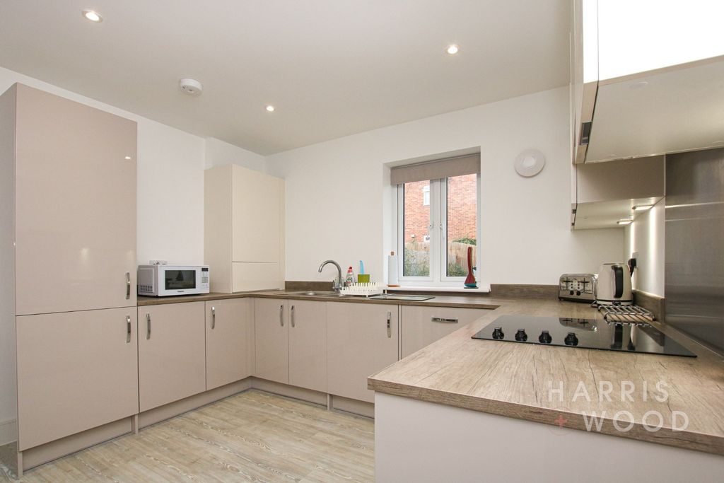 Property photo 2 of 10 4379455