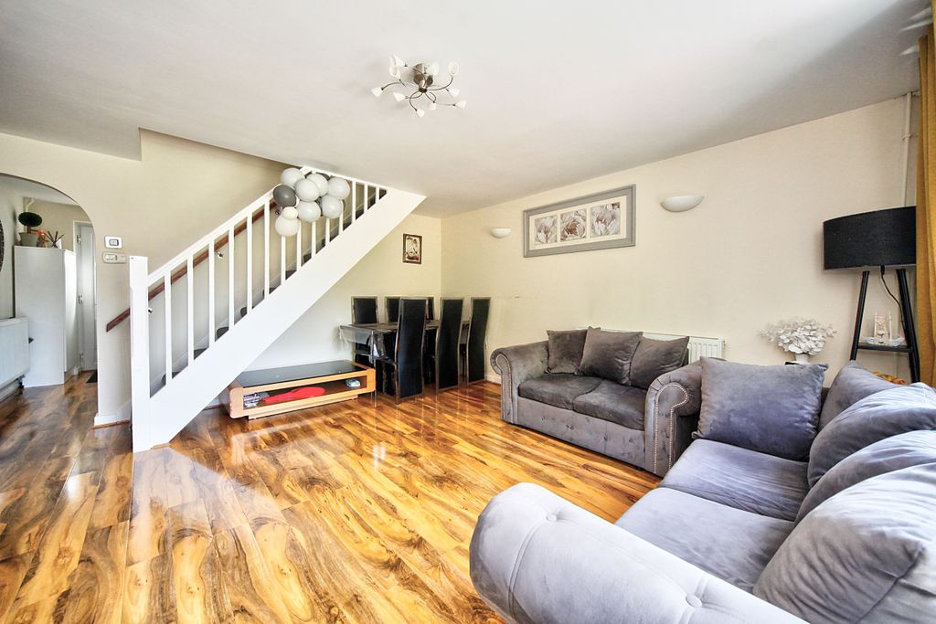 Property photo 2 of 23