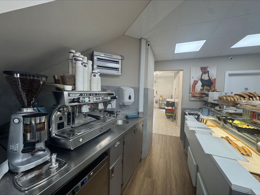 Property photo 2 of 7