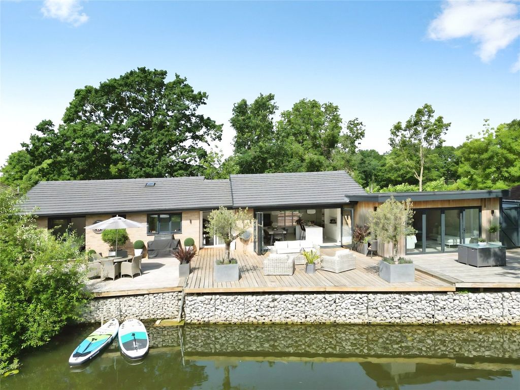 Property photo 3 of 34 Picture No. 47