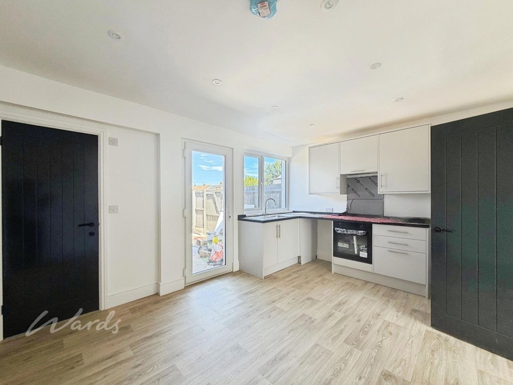 Property photo 2 of 11 10 Dun Kitchen Use