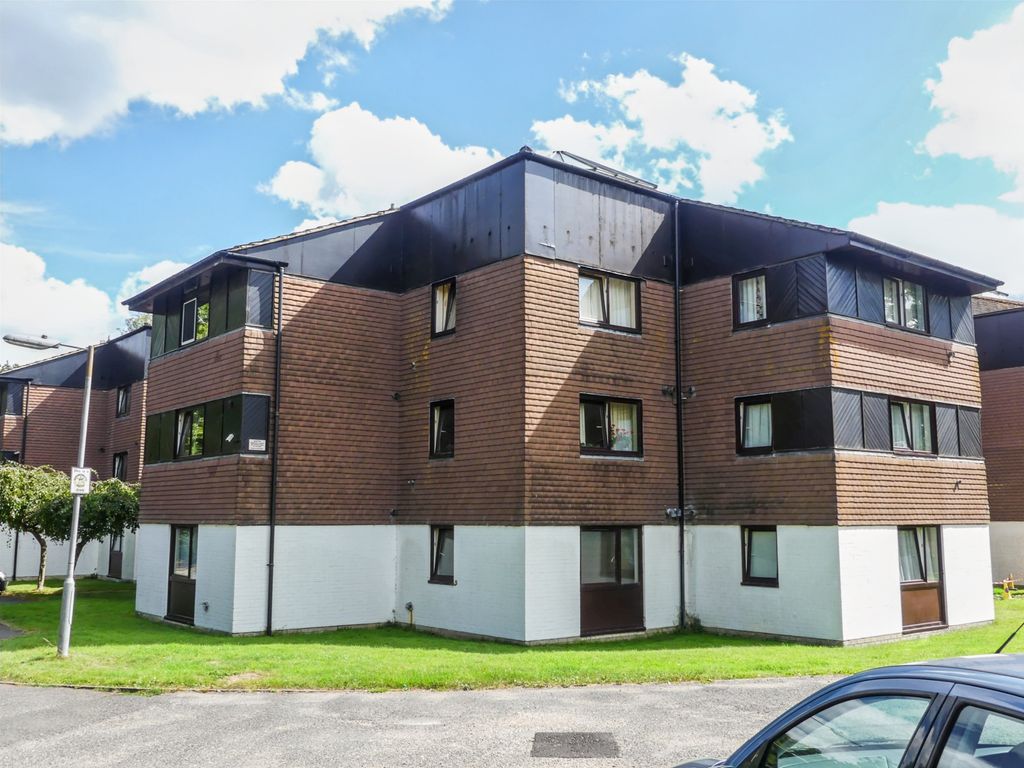 Property photo 1 of 6