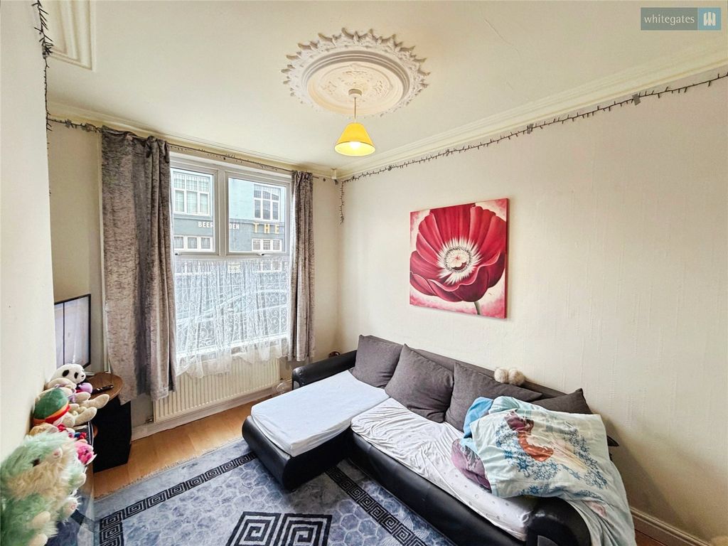 Property photo 3 of 10 Picture No. 08