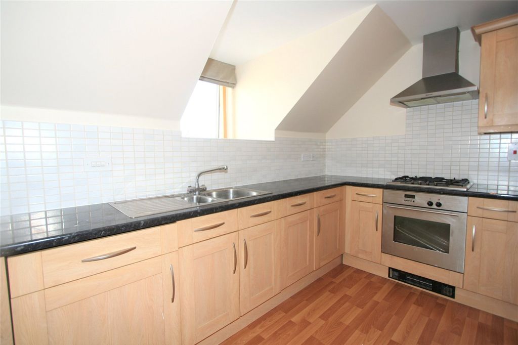 Property photo 3 of 4 Picture No. 10