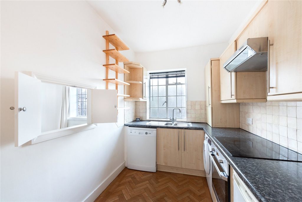 Property photo 3 of 17 Picture No. 03