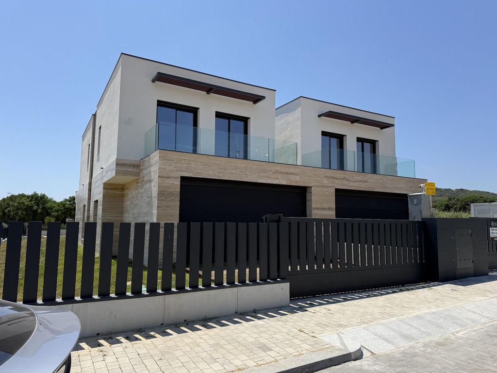 Property photo 2 of 34