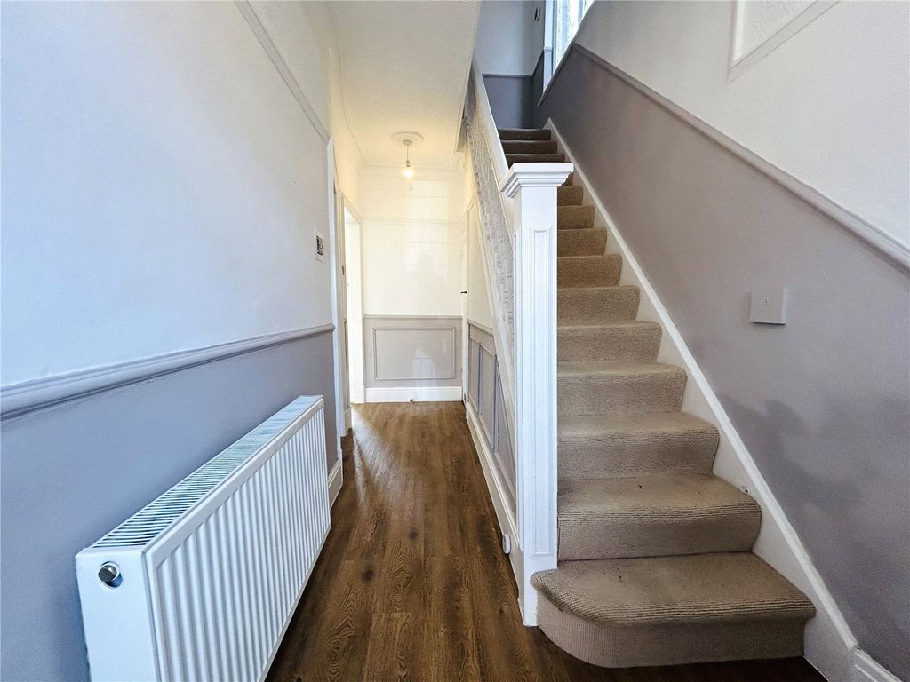 Property photo 2 of 18 Picture No. 09