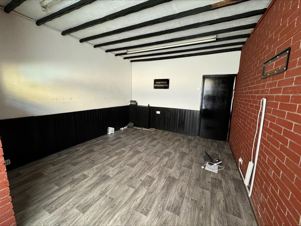 Property photo 2 of 3