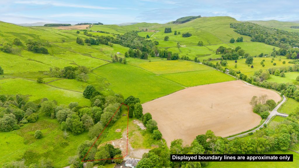 Property photo 3 of 10 Plot - Boundary