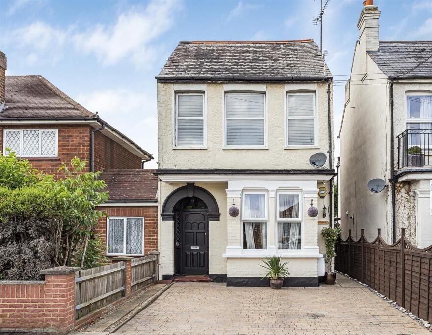 Property photo 1 of 12