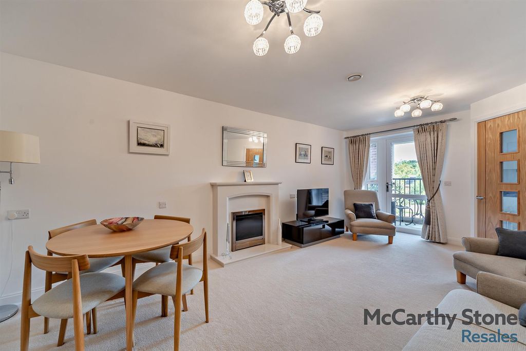 Property photo 2 of 29 8659700-Interior12-800.Jpg