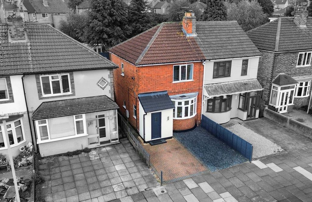 Property photo 1 of 23