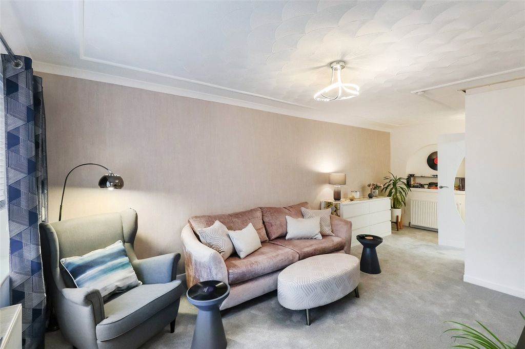 Property photo 3 of 34 Picture No. 26